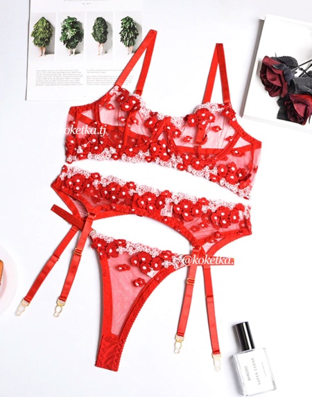 Комплект белья с поясом