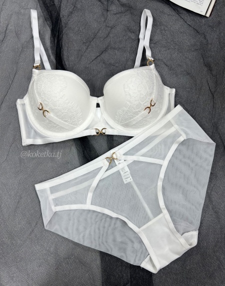 Бюстгальтер с трусиками (пуш-ап)