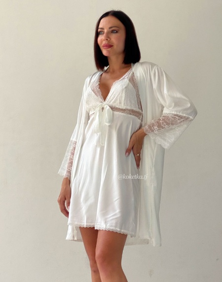 Нежная сорочка с халатом