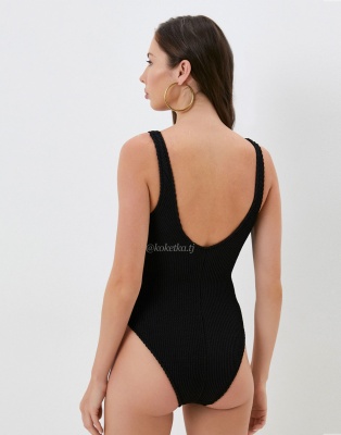  Слитный купальник 