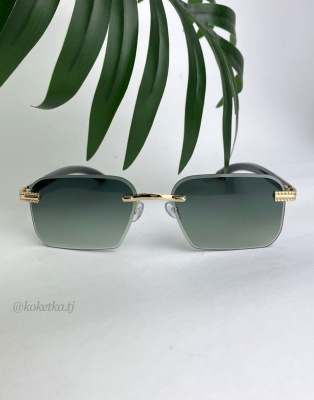 Очки солнцезащитные