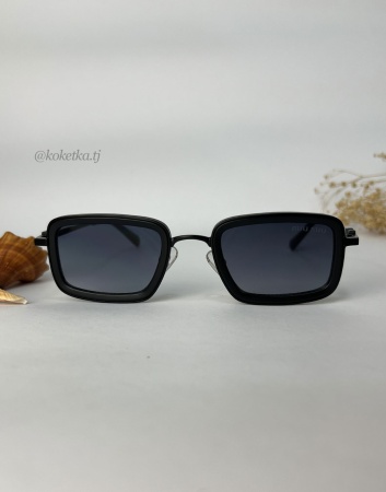 Очки солнцезащитные