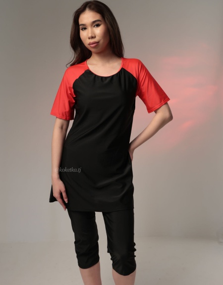 Модный купальник с короткими лосинами