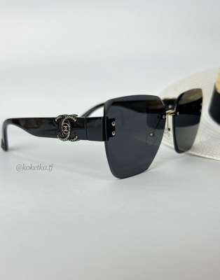 Очки солнцезащитные