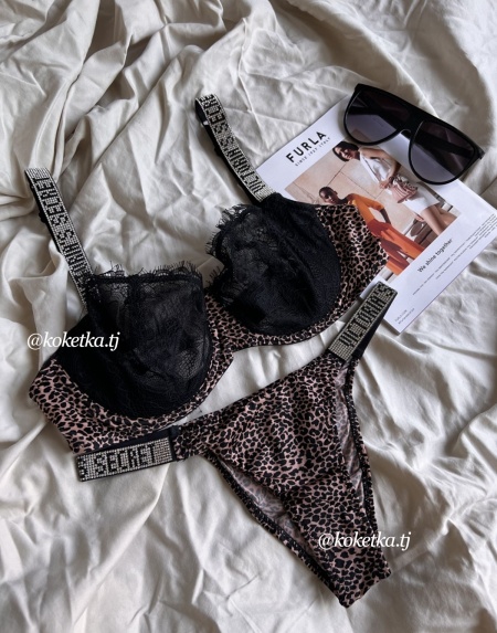 Комплект белья Victoria's Secret