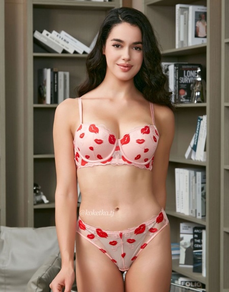 Бюстгальтер с трусиками (пуш-ап)