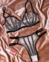 Бюстгальтер с трусиками со стразами