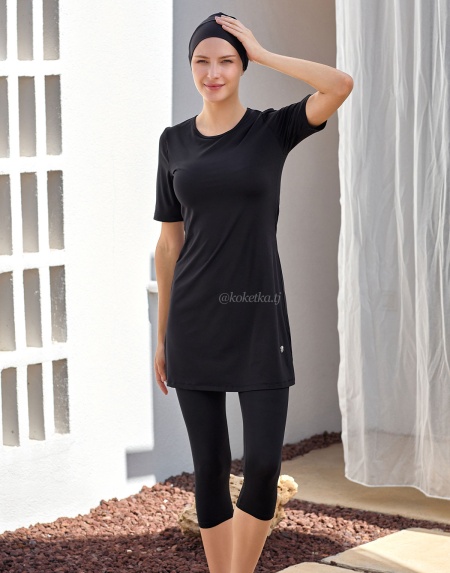 Платье и укороченные лосины