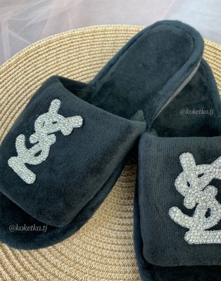 Мягкие домашние тапочки