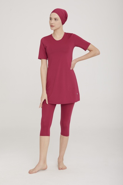 Платье и укороченные лосины