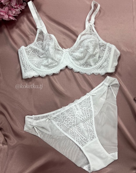 Бюстгальтер с трусиками слип