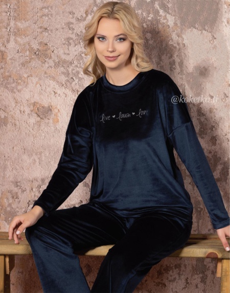 Комплект с футболкой и штанами из велюрового плюша