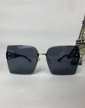 Очки солнцезащитные от Dior