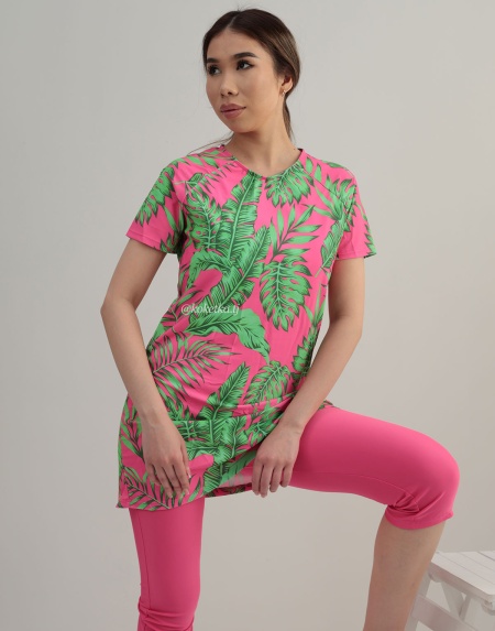 Модный купальник с короткими лосинами