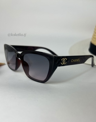 Очки солнцезащитные