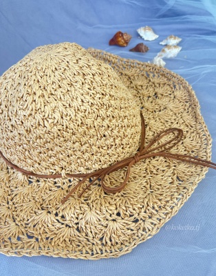 Пляжная шляпа