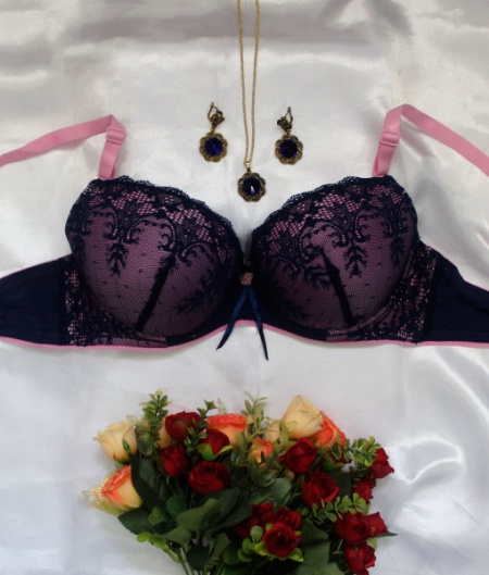 Бюстгальтер