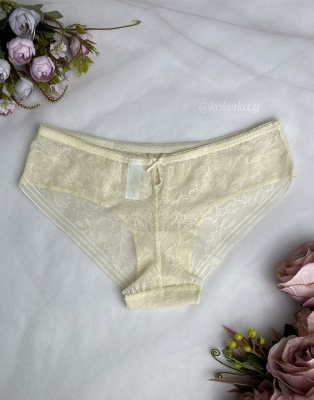 Гипюровые трусики слип