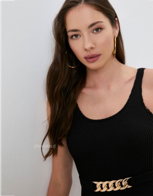  Слитный купальник 