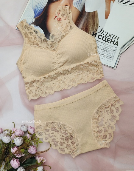 Кружевной топ с трусиками