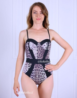 Слитный купальник