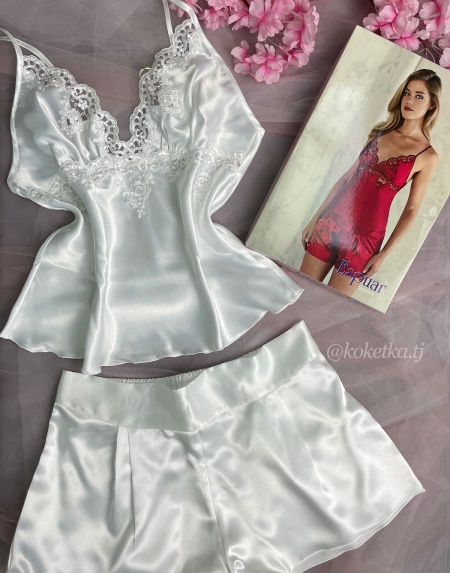 Атласный топ и шорты от Espuar