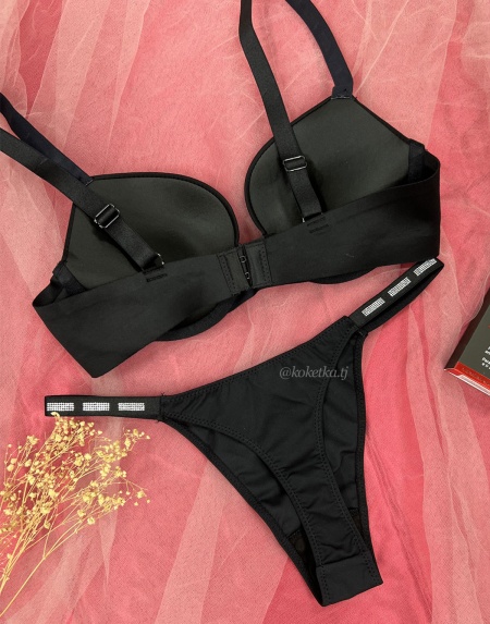 Бюстгальтер с трусиками под Victoria’s Secret