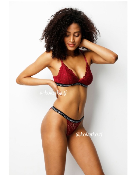 Бюстгальтер с трусиками