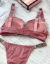 Бюстгальтер с трусиками под Victoria’s Secret