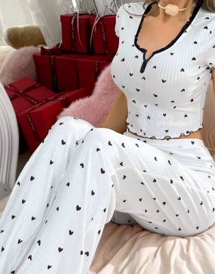 Нежный домашний комплект