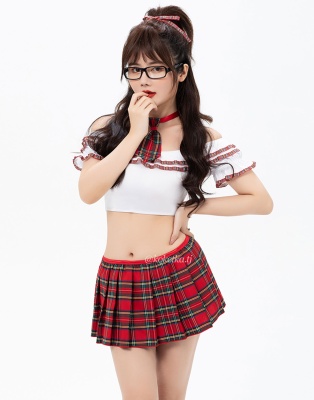 Кокетливый костюм студентки