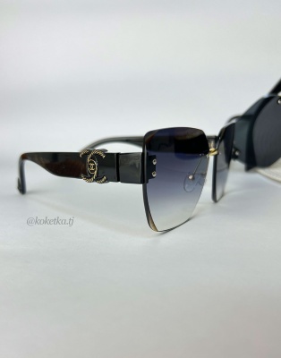 Очки солнцезащитные