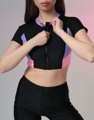 Модный купальник с шортиками