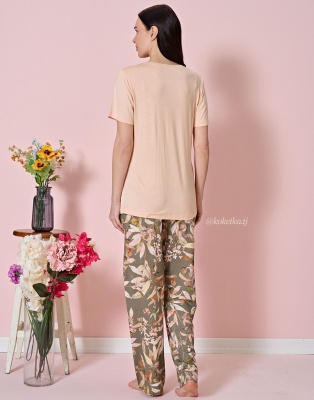 Домашний комплект с футболкой и штанами