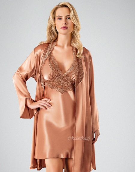 Атласная сорочка с халатом