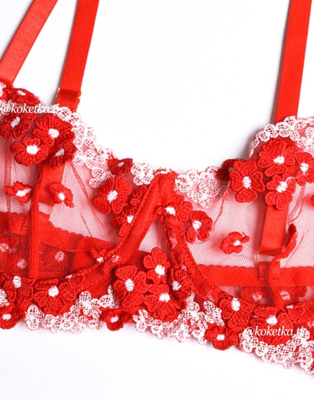 Комплект белья с поясом