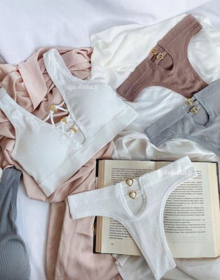 Топ с трусиками стринг