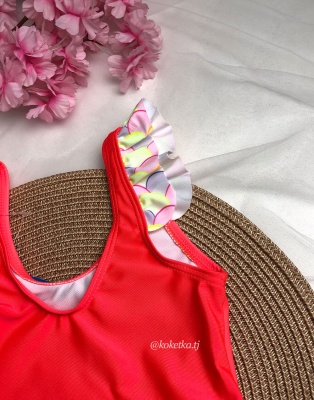 Детский слитный купальник